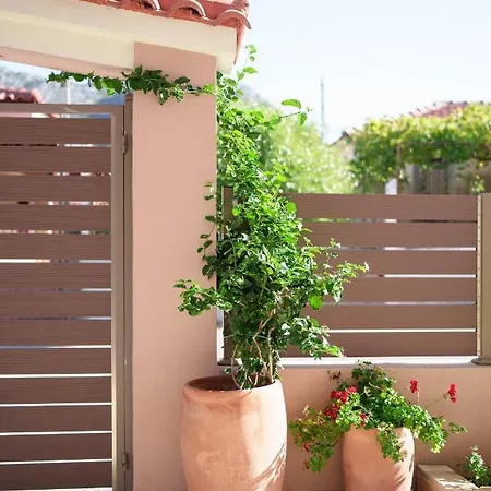 Apartman Famille Kominos *